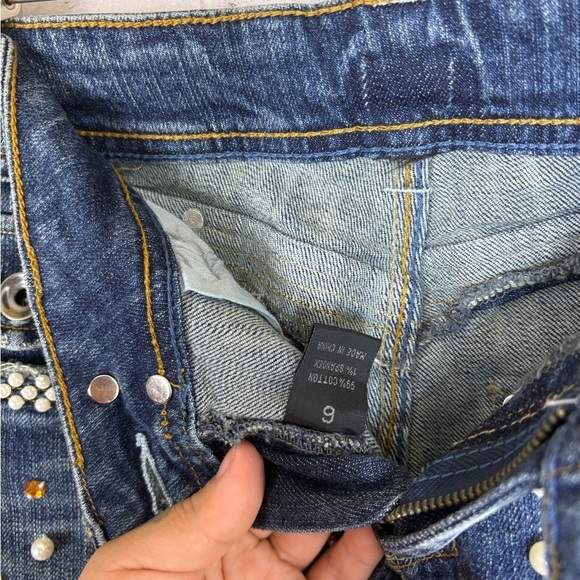 Vintage Y2K Upcycled Peacock Red Lace Cropped Cuff Jeans - Picture 6 of 8